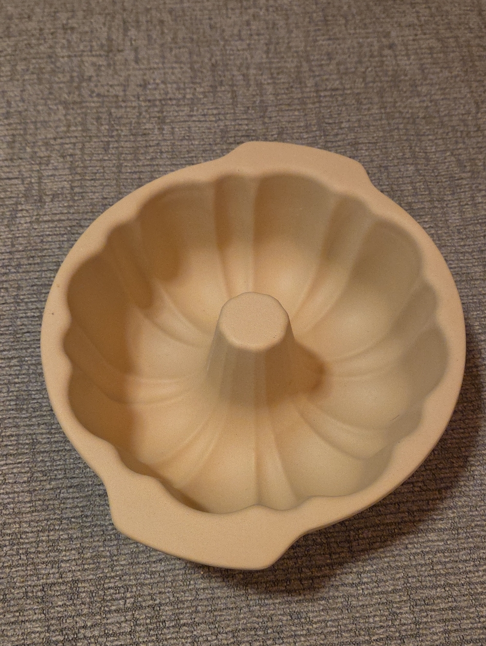Neutral Beige Bundt Pan - Home Accents Silicone Mold